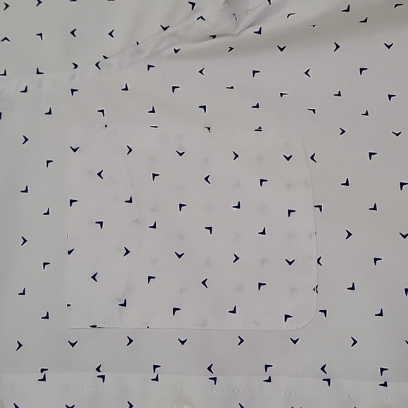 Children's PLACE Boy's print poplin button down shirt, Short Sleeve, Size 7/8 MM - Picture 5 of 5